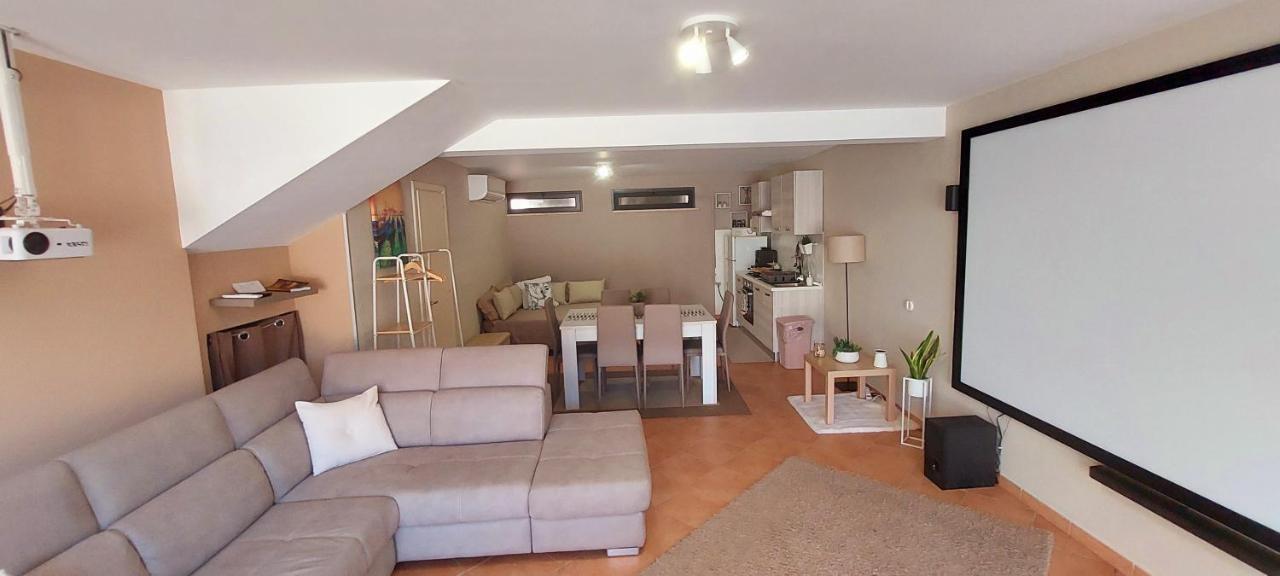 Casa Vacanza A 11 Km Dall'Aeroporto Di Palermo Carini Extérieur photo